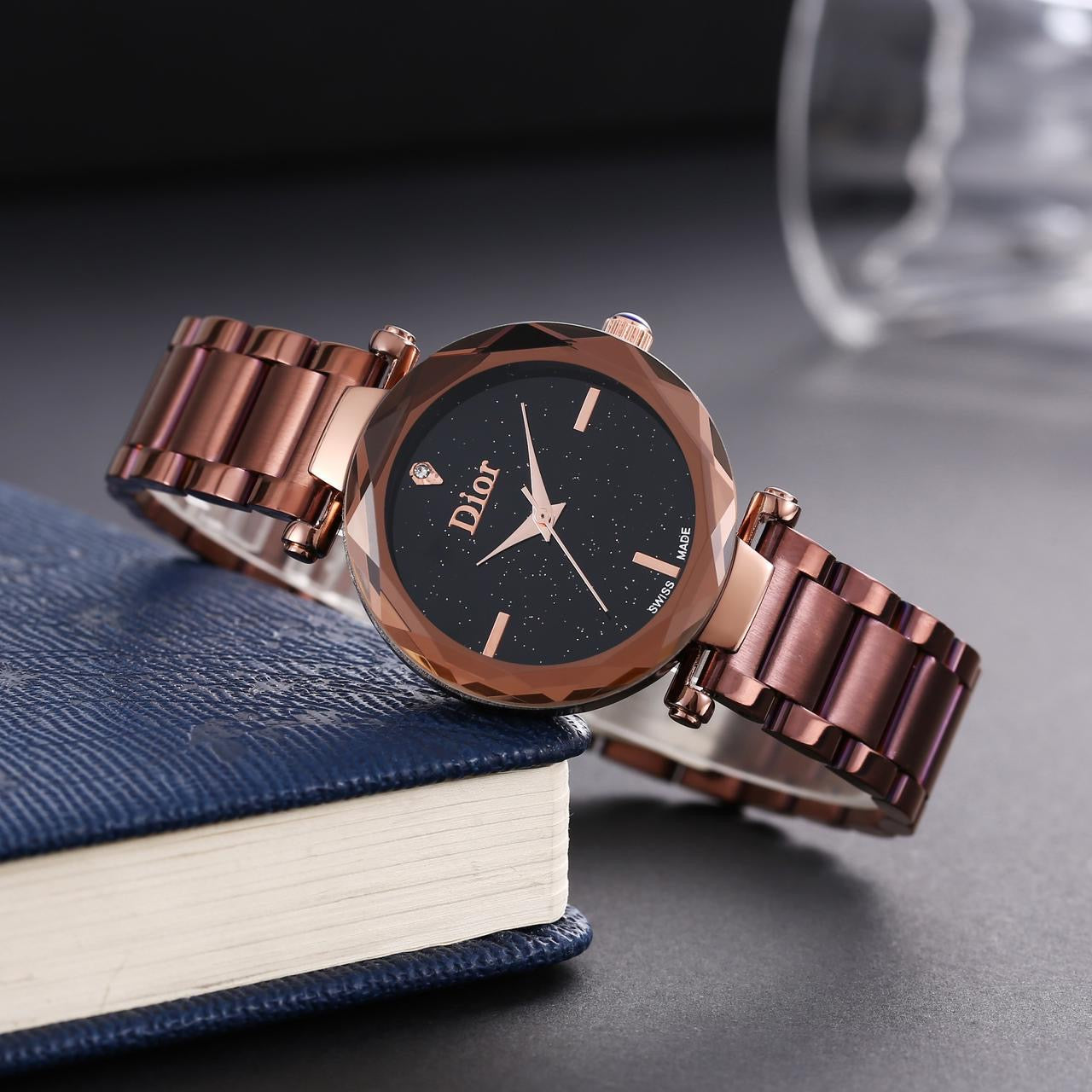 Ladies Shine Analog Watch – Elegant Design with Crystal Accents