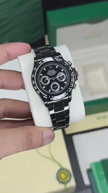 Daytona White & Black Ceramic | 42mm Quartz Chronograph