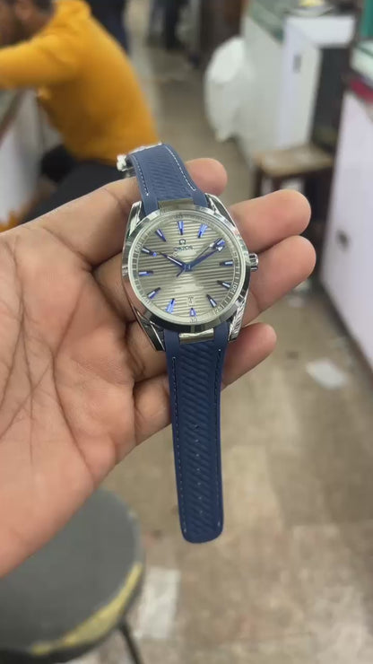 Seamaster Premium | Automatic Men’s Watch with Rubber Belt