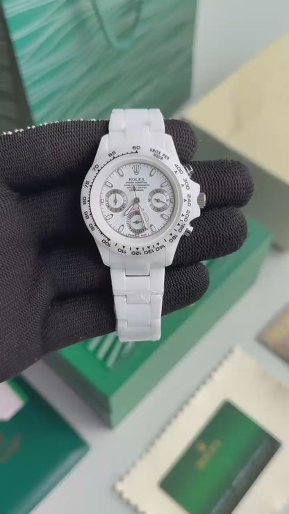 Daytona White & Black Ceramic | 42mm Quartz Chronograph